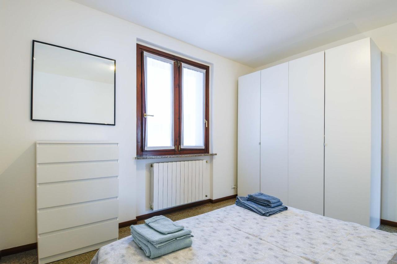 Sole Lägenhet Albano Sant'alessandro Exteriör bild